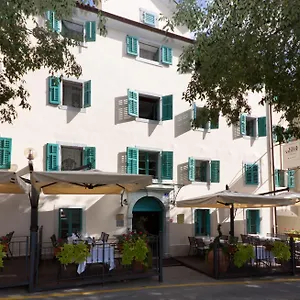 Boutique Vela Vrata 4* Buzet
